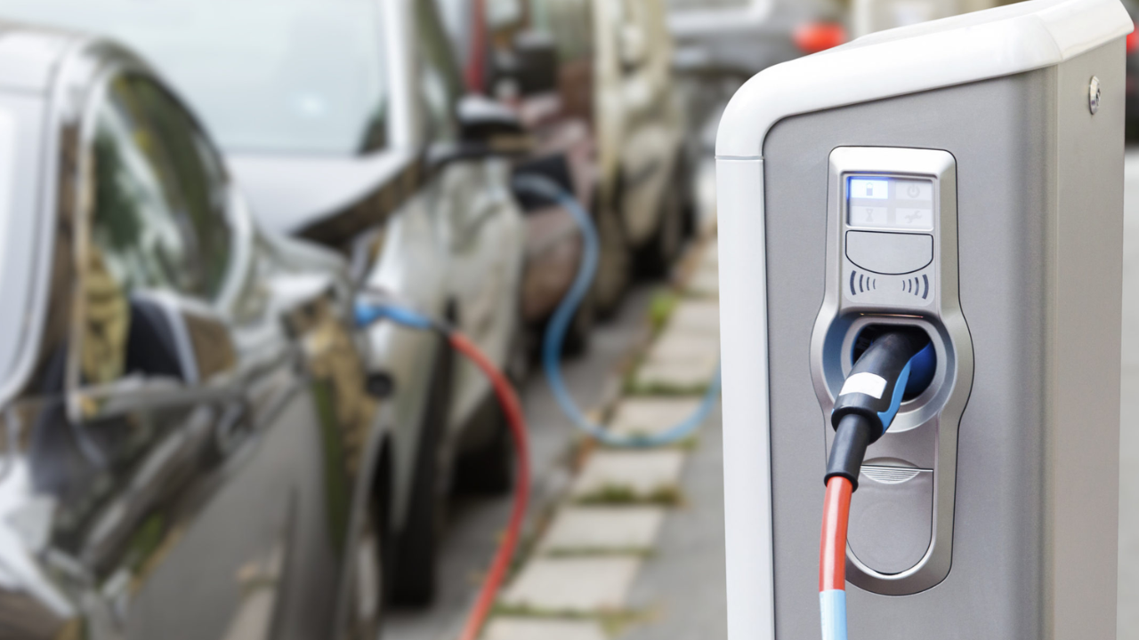 What Are The Benefits Of EV Charging At Home?